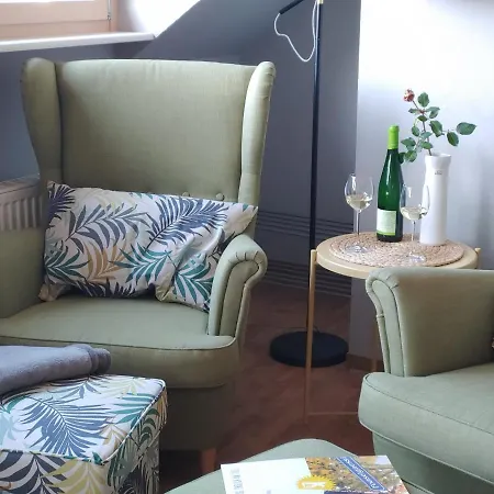 Stuelb * Zeltingen-Rachtig